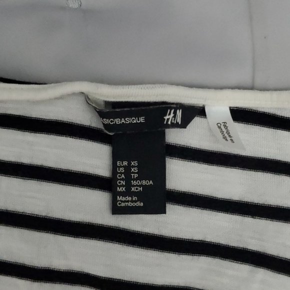 H&M Basic Asymmetrical Striped Rounded Tank- XS - Picture 4 of 5